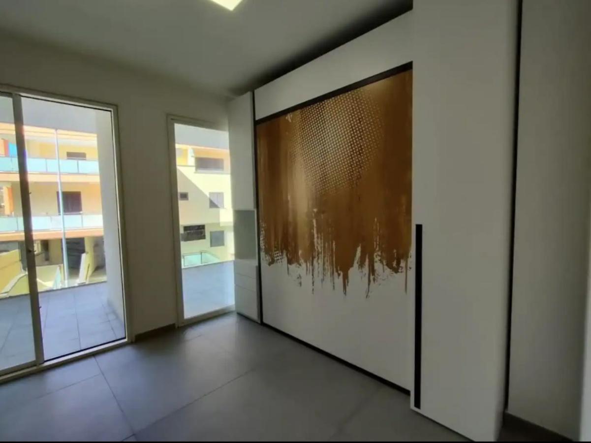 Modern And Spacious Appartement With Beach View. Gallipoli Bagian luar foto